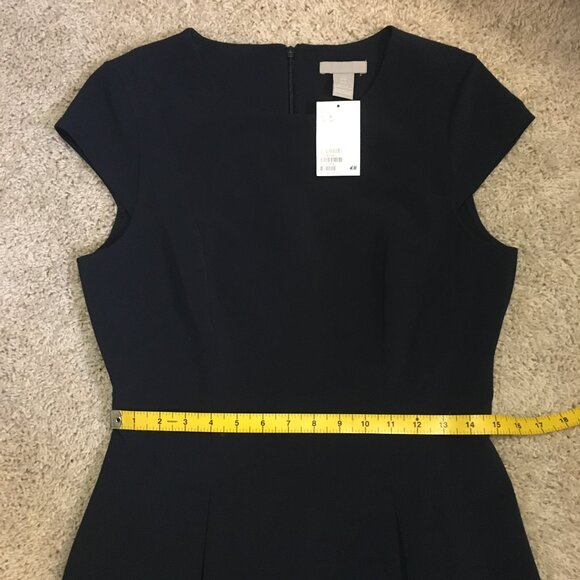 NWT H&M Dark Navy Blue Fit & Flare Pleated Cap Sleeve Dress - Picture 13 of 16